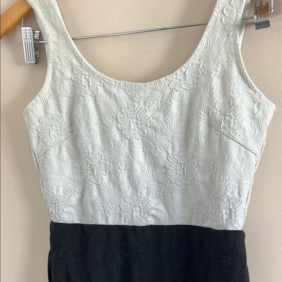 Forever 21 White and Black Sheath Mini Dress - Picture 3 of 6